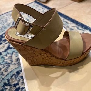 Steve Madden wedge